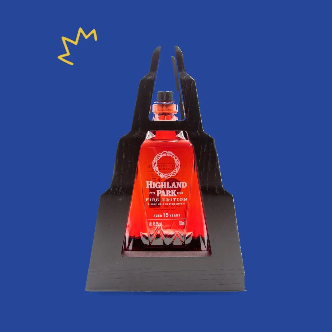 Highland Park 15 ans Fire Edition, bouteille dans son présentoir